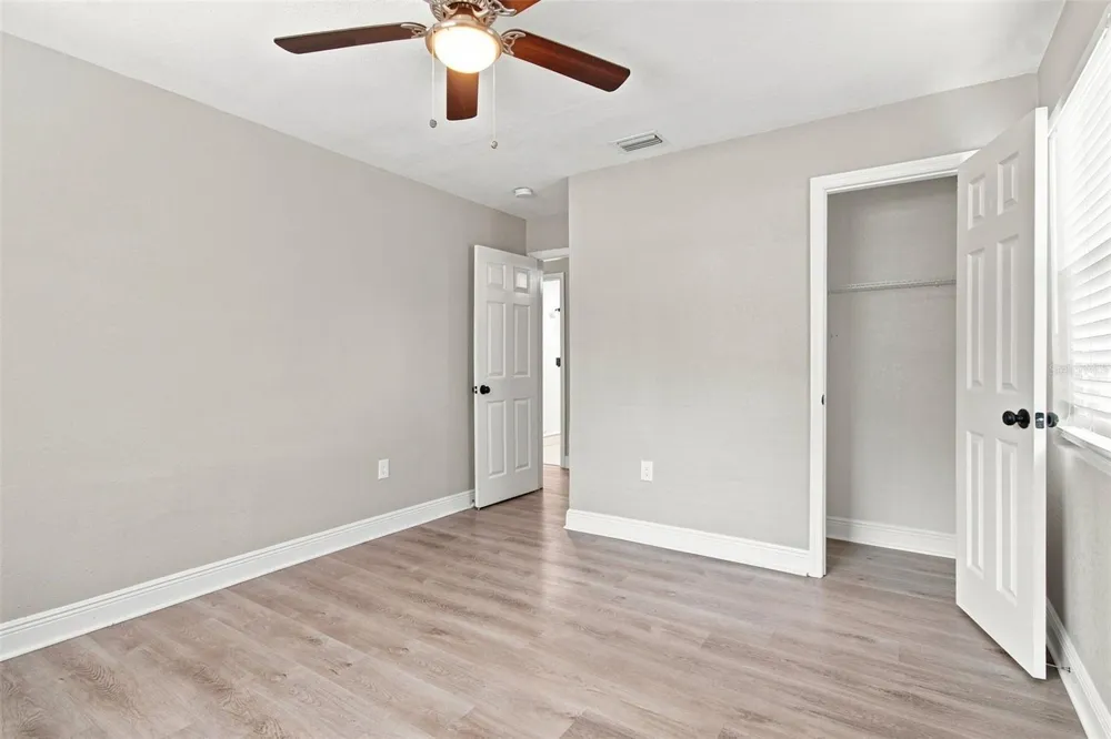 1217 E NORFOLK STREET Tampa, FL 33604
