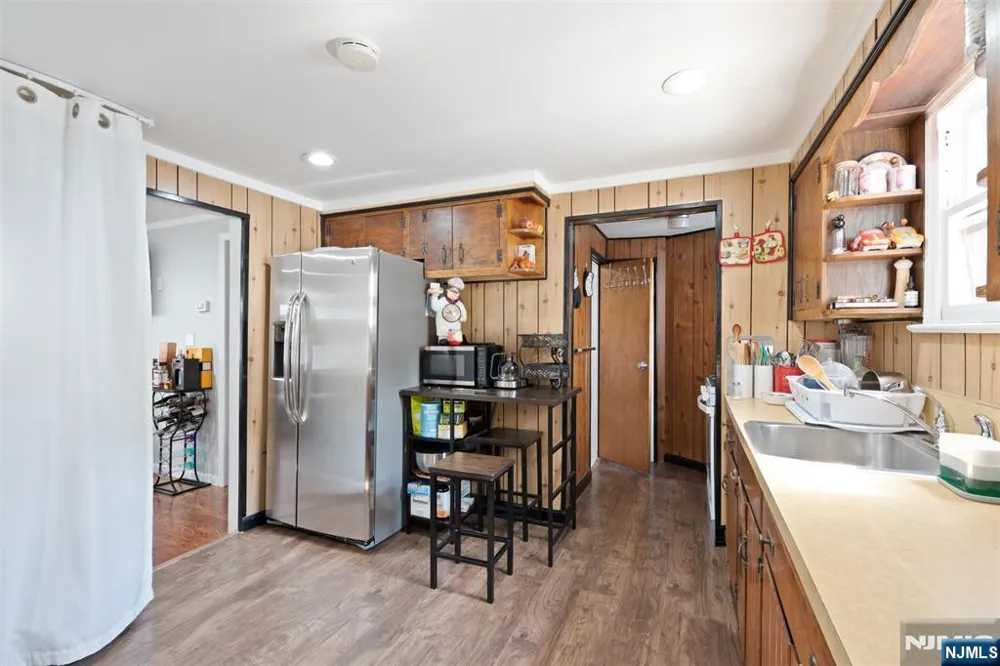 307 Washington Avenue Hackensack, NJ 07601