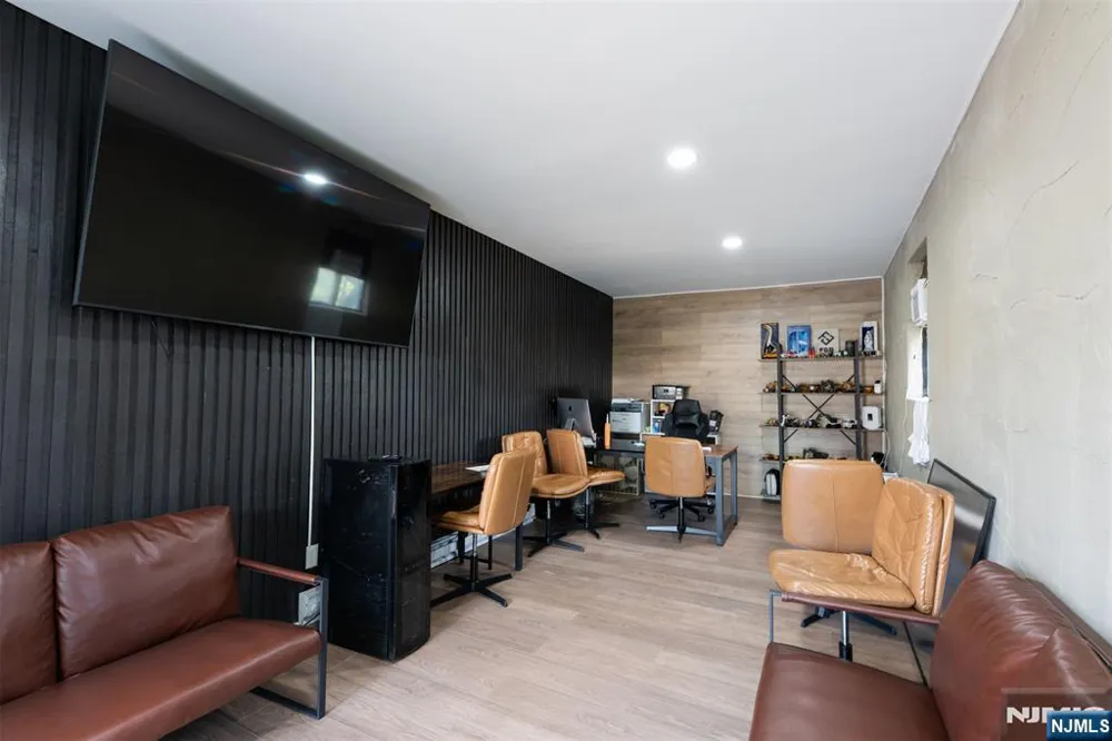 307 Washington Avenue Hackensack, NJ 07601
