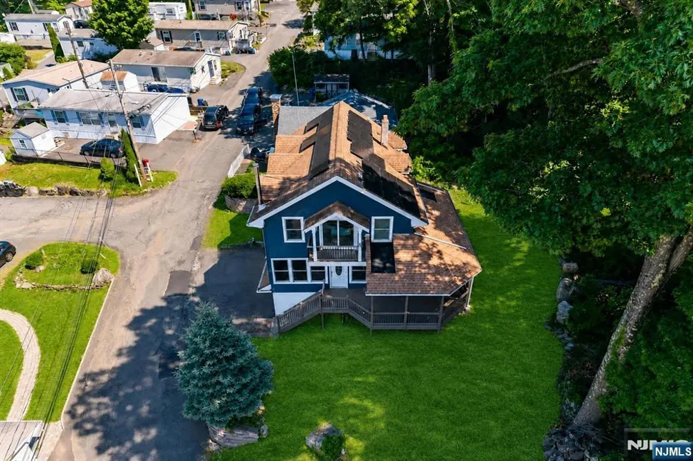 2 San Bar Drive Jefferson Township, NJ 07849