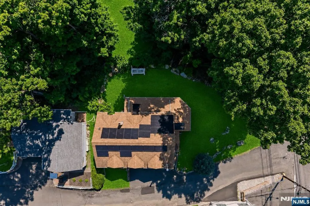 2 San Bar Drive Jefferson Township, NJ 07849