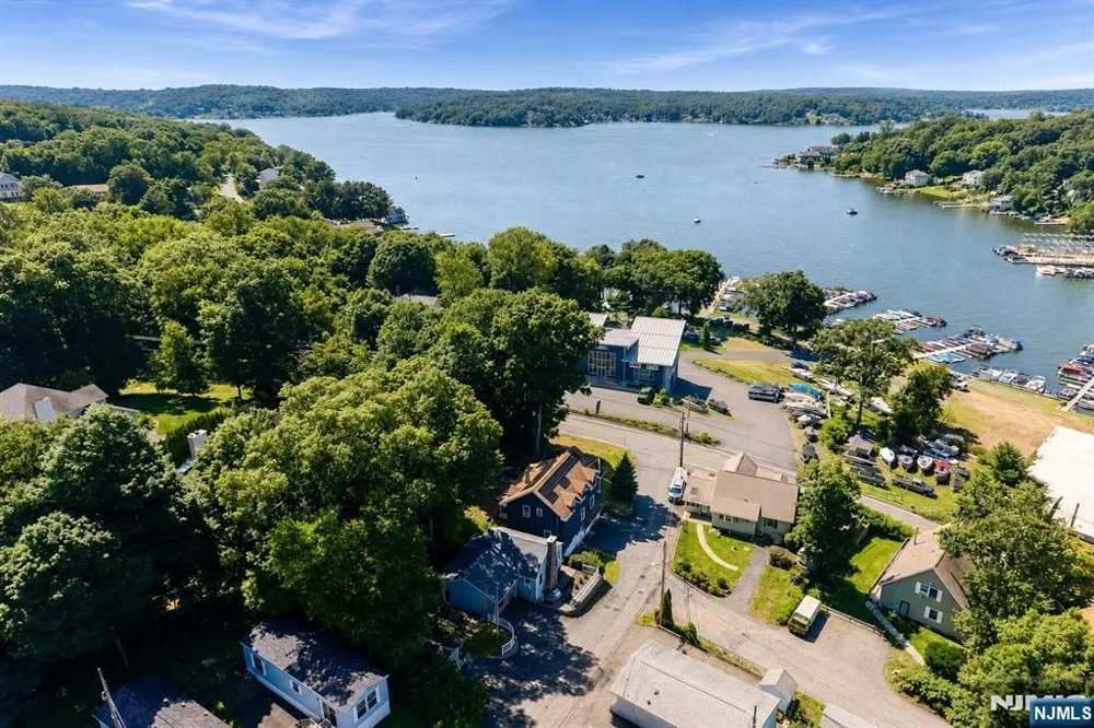 2 San Bar Drive Jefferson Township, NJ 07849