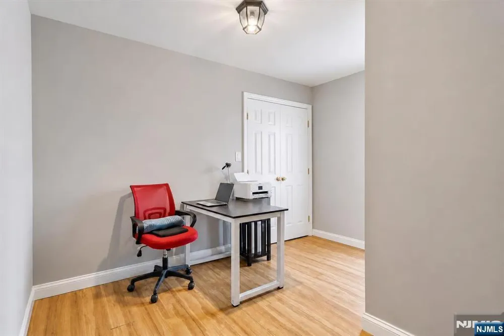 2 San Bar Drive Jefferson Township, NJ 07849