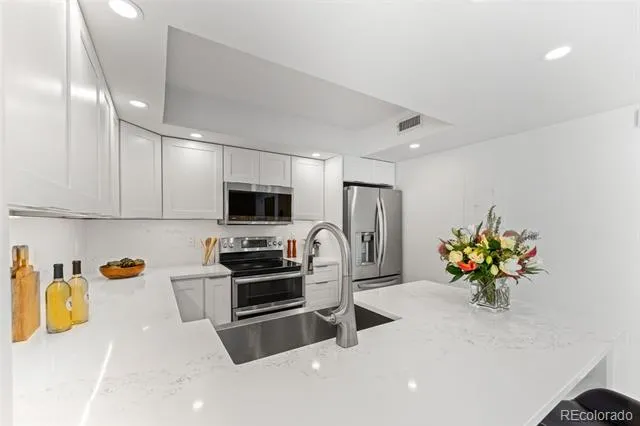 221 S Garfield Street #103 Denver, CO 80209