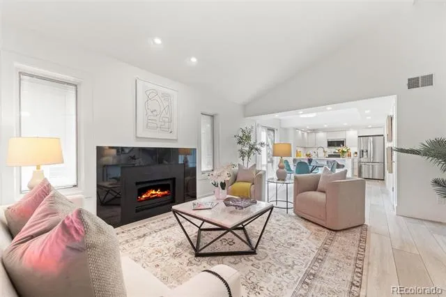 221 S Garfield Street #103 Denver, CO 80209