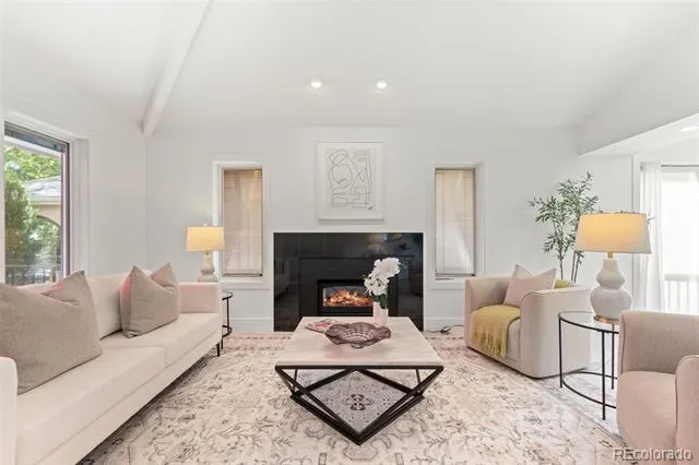 221 S Garfield Street #103 Denver, CO 80209