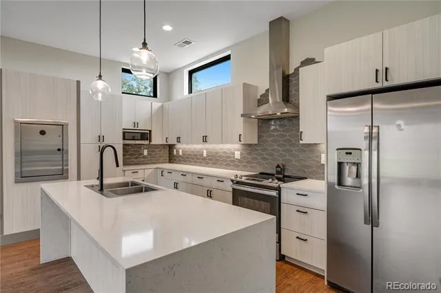 2260 Glenn Street Colorado Springs, CO 80904