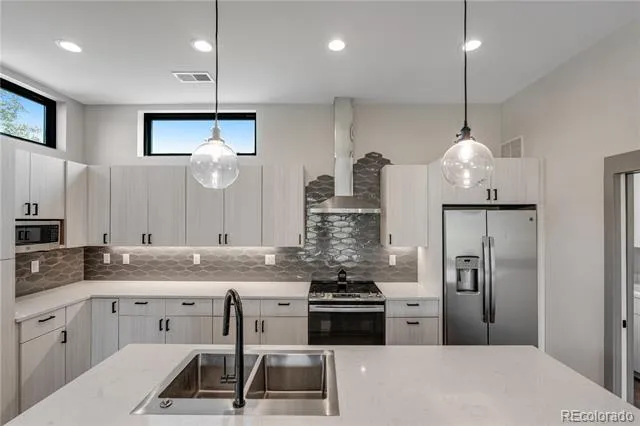 2260 Glenn Street Colorado Springs, CO 80904