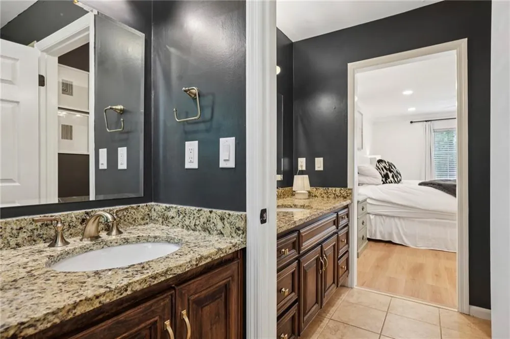 8025 River Circle Sandy Springs, GA 30350