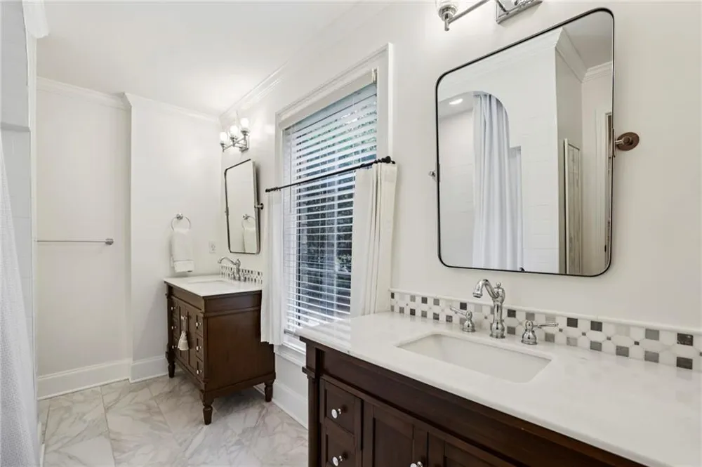 8025 River Circle Sandy Springs, GA 30350