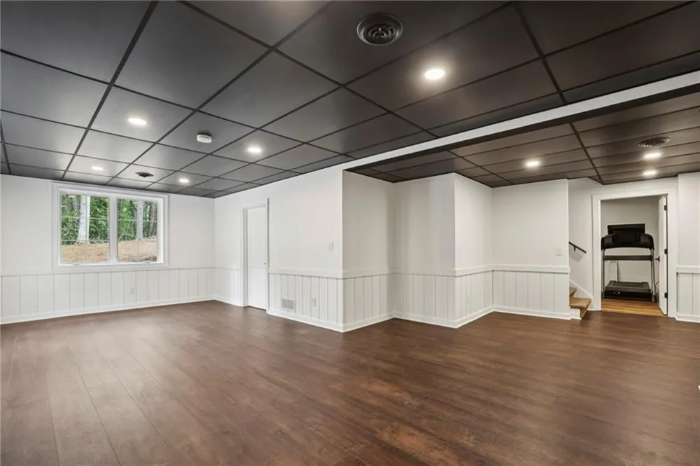 8025 River Circle Sandy Springs, GA 30350