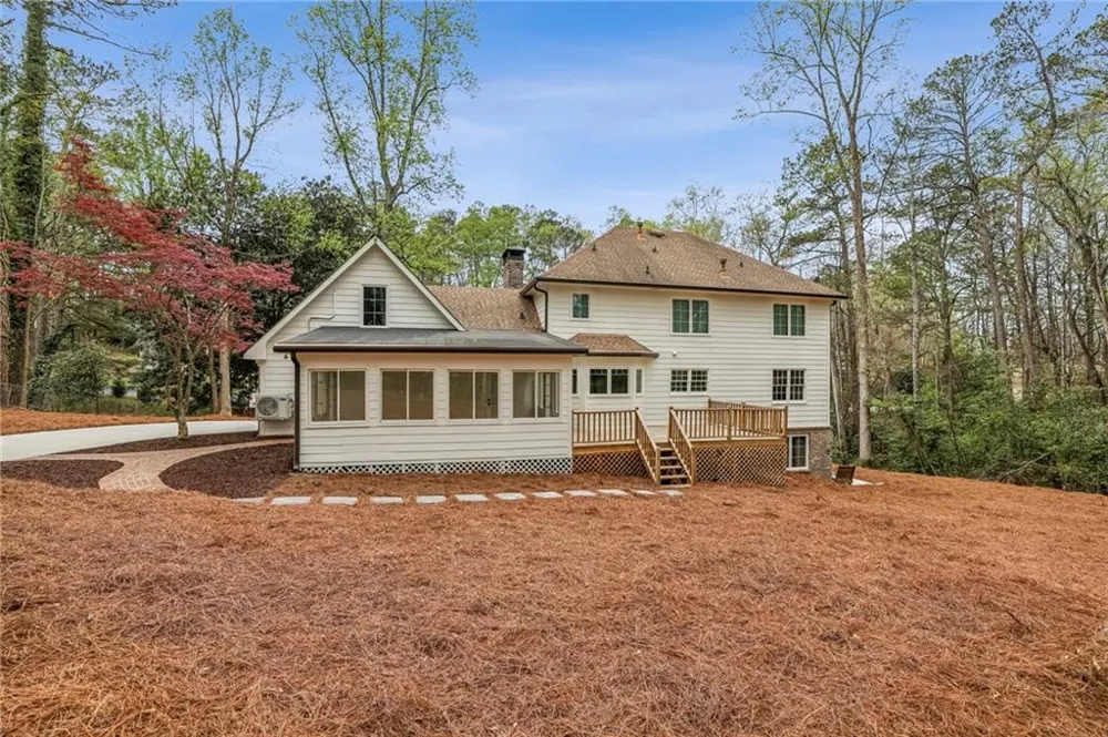 8025 River Circle Sandy Springs, GA 30350