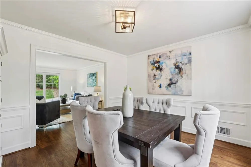 8025 River Circle Sandy Springs, GA 30350