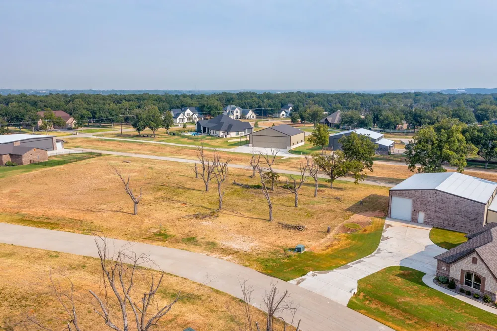 6005 Bonanza Drive Granbury, TX 76049