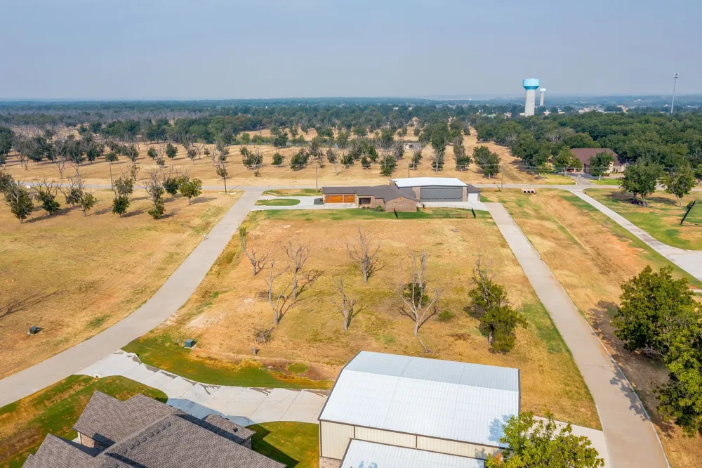 6005 Bonanza Drive Granbury, TX 76049