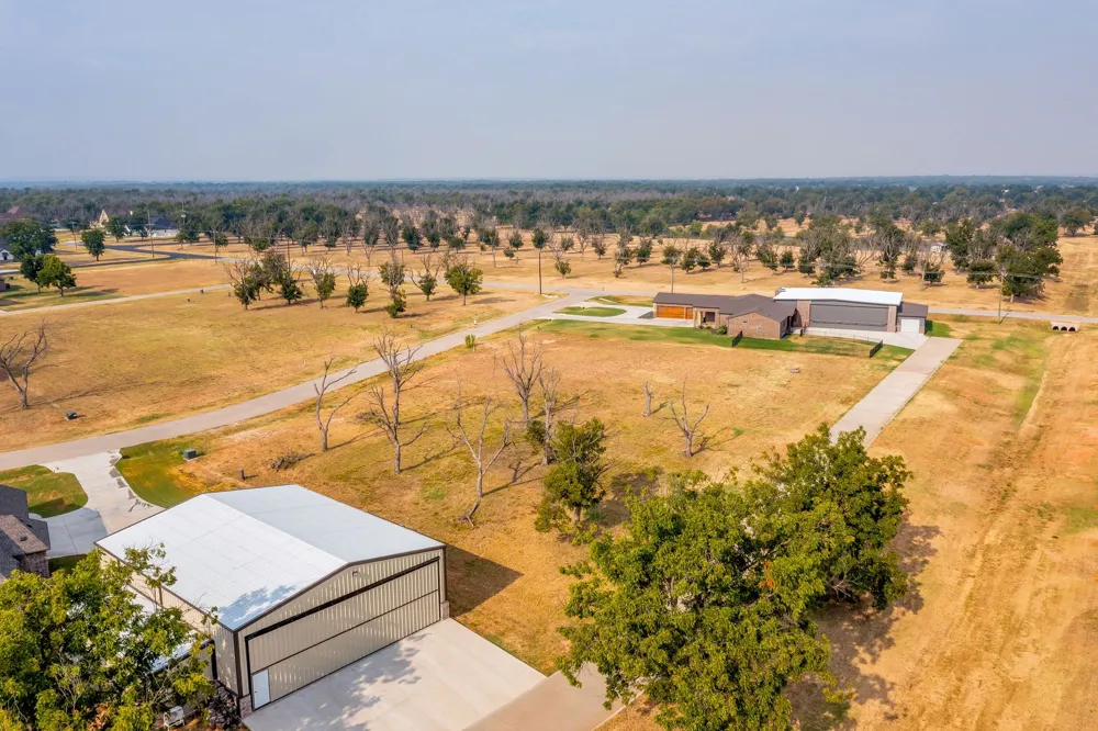 6005 Bonanza Drive Granbury, TX 76049