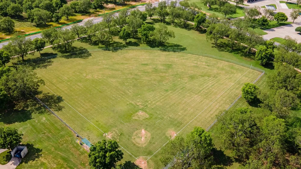 6005 Bonanza Drive Granbury, TX 76049