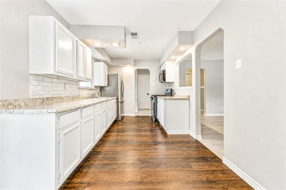 2614 7th Avenue Texas City, TX 77590