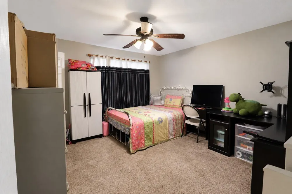 315 S Johnson Street Alvin, TX 77511