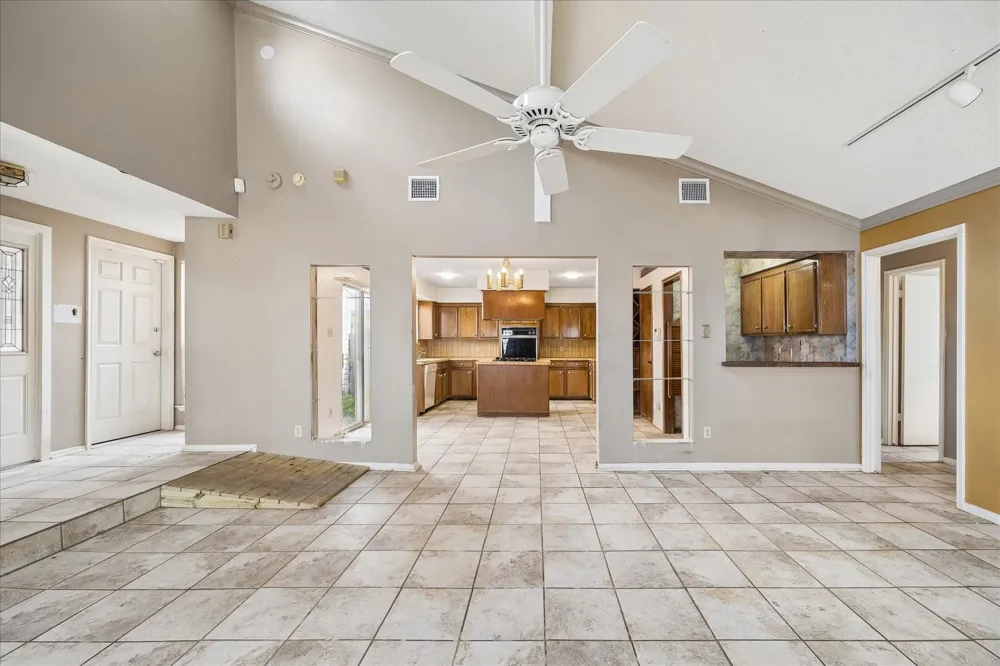4226 Willow Beach Drive Houston, TX 77072