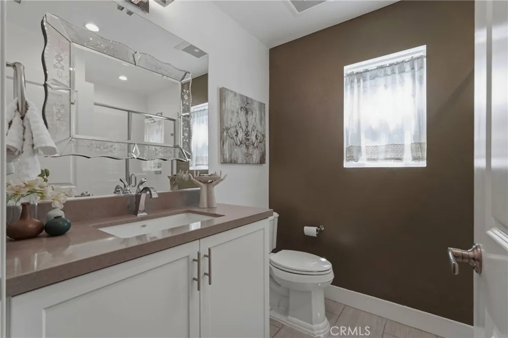 6754 Rhea Court Reseda, CA 91335