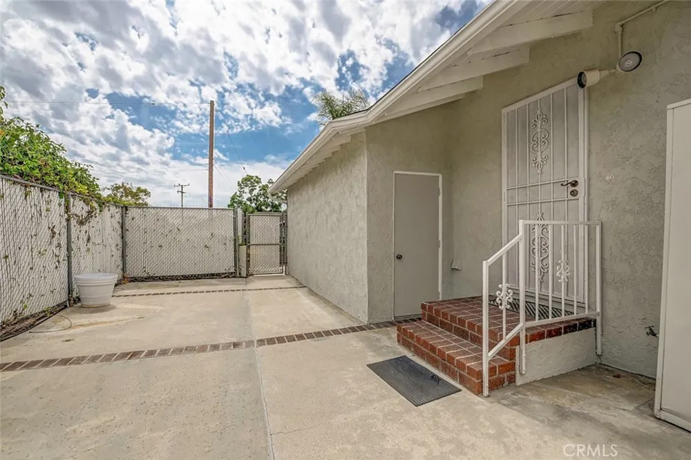 2011 W Crestwood Street Rancho Palos Verdes, CA 90275