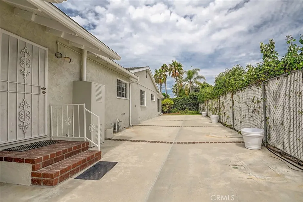 2011 W Crestwood Street Rancho Palos Verdes, CA 90275