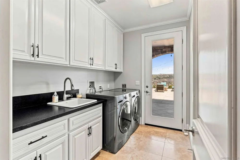 7295 Eagle Mountain Road Bonsall, CA 92003