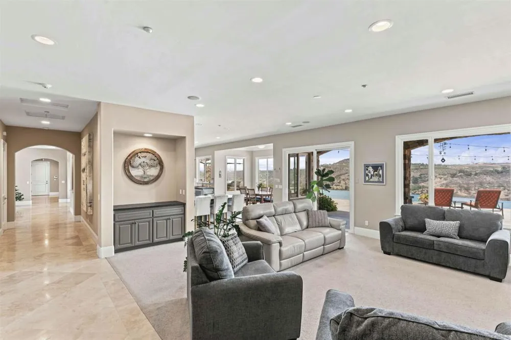 7295 Eagle Mountain Road Bonsall, CA 92003