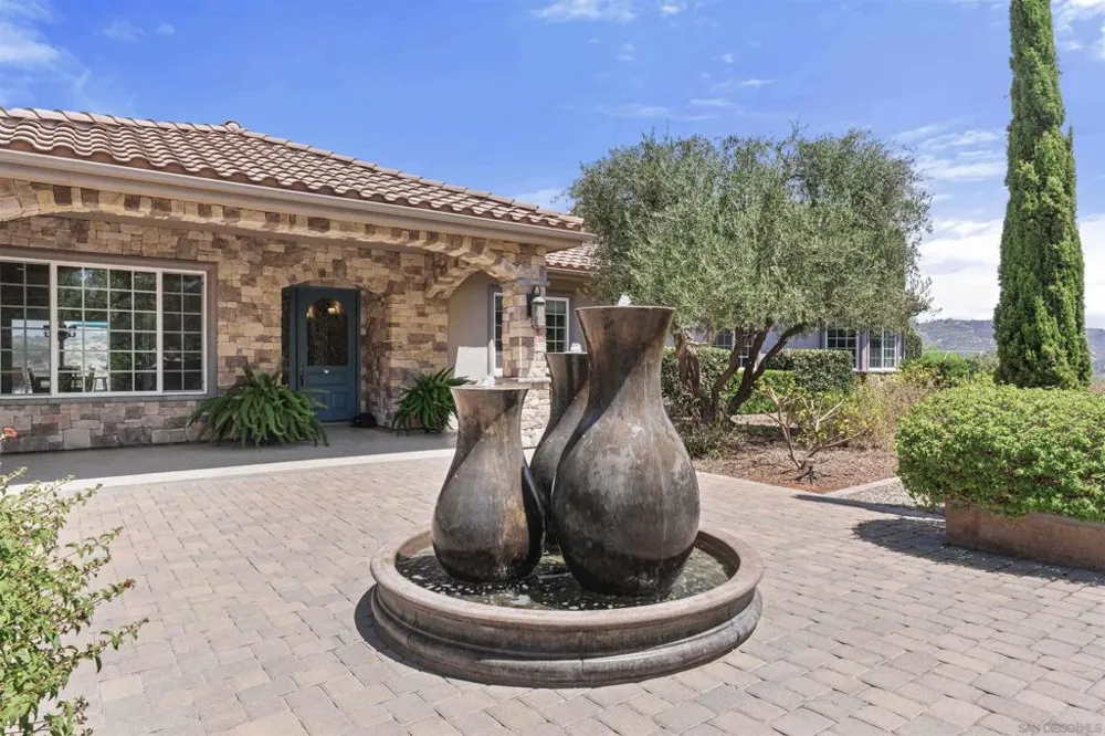 7295 Eagle Mountain Road Bonsall, CA 92003