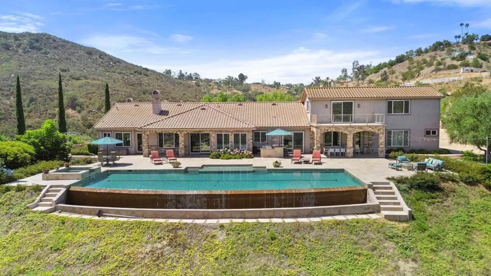 7295 Eagle Mountain Road Bonsall, CA 92003