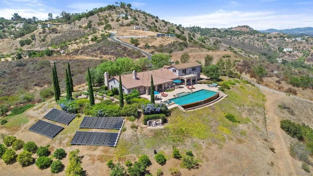 7295 Eagle Mountain Road Bonsall, CA 92003