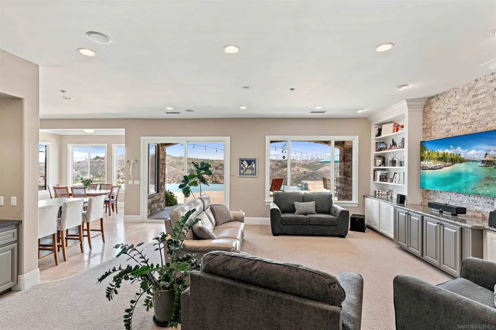 7295 Eagle Mountain Road Bonsall, CA 92003
