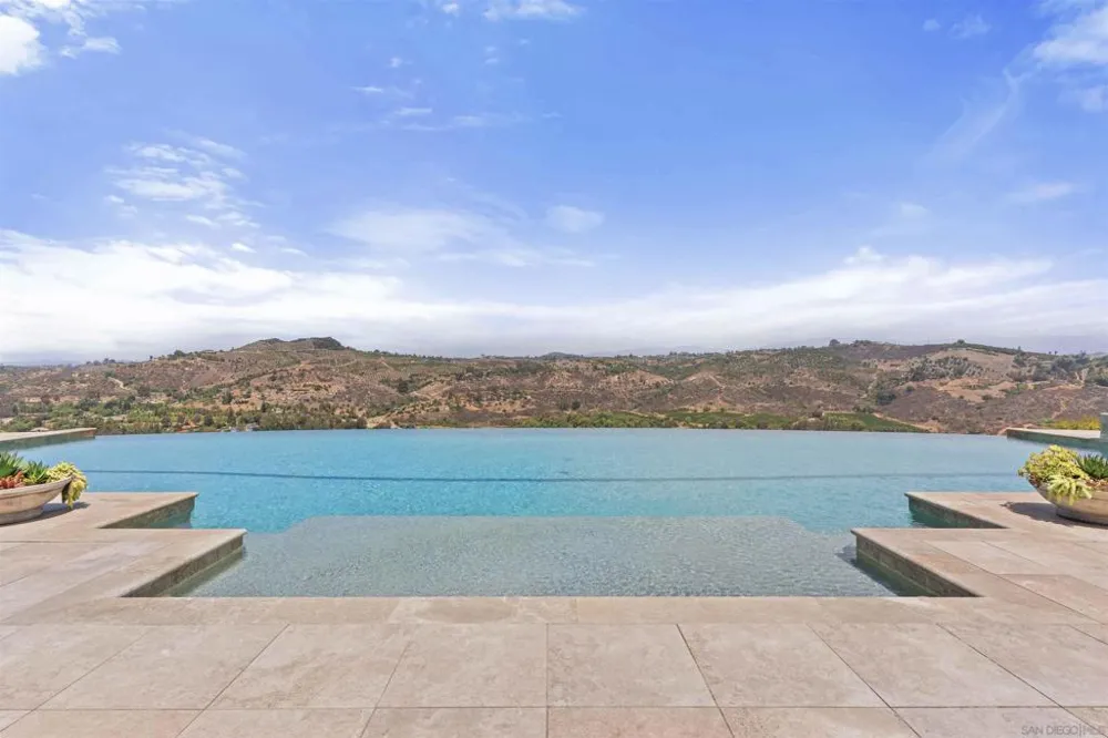 7295 Eagle Mountain Road Bonsall, CA 92003