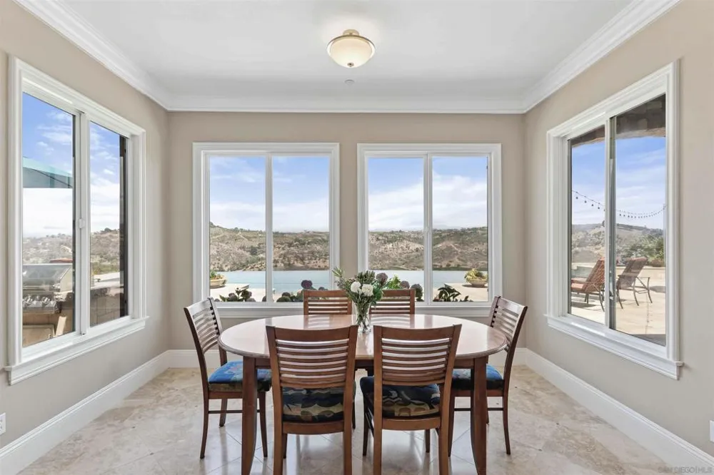7295 Eagle Mountain Road Bonsall, CA 92003