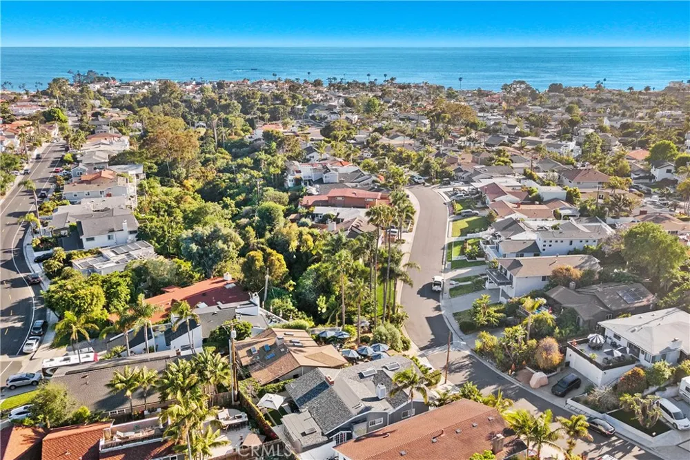127 West Avenida De Los Lobos Marinos San Clemente, CA 92672
