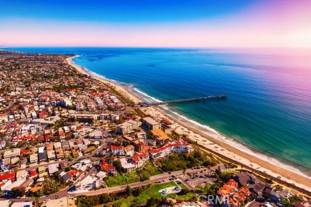 127 West Avenida De Los Lobos Marinos San Clemente, CA 92672