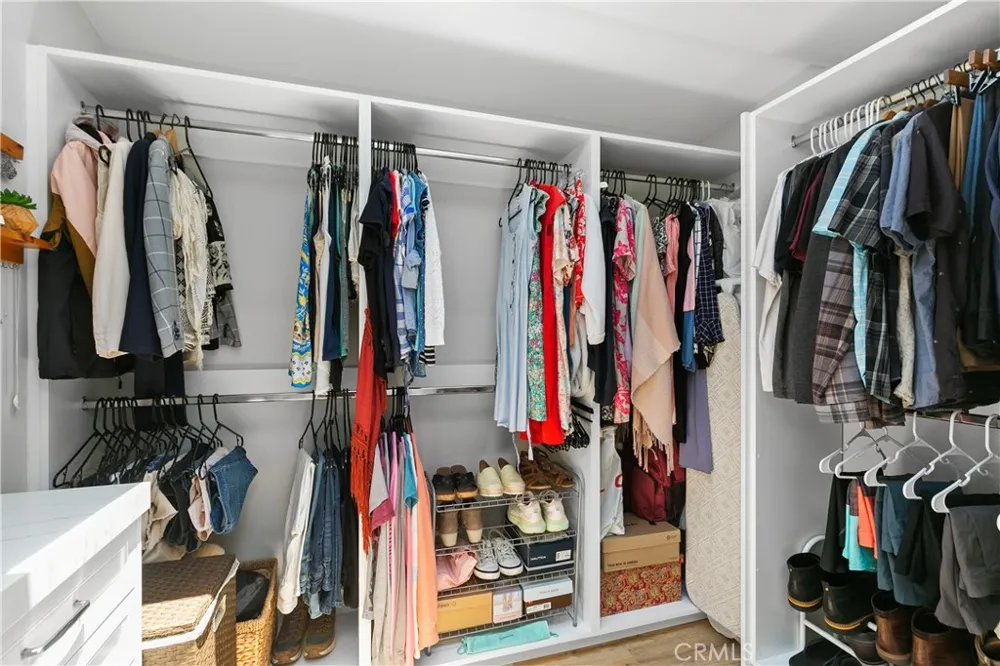 127 West Avenida De Los Lobos Marinos San Clemente, CA 92672