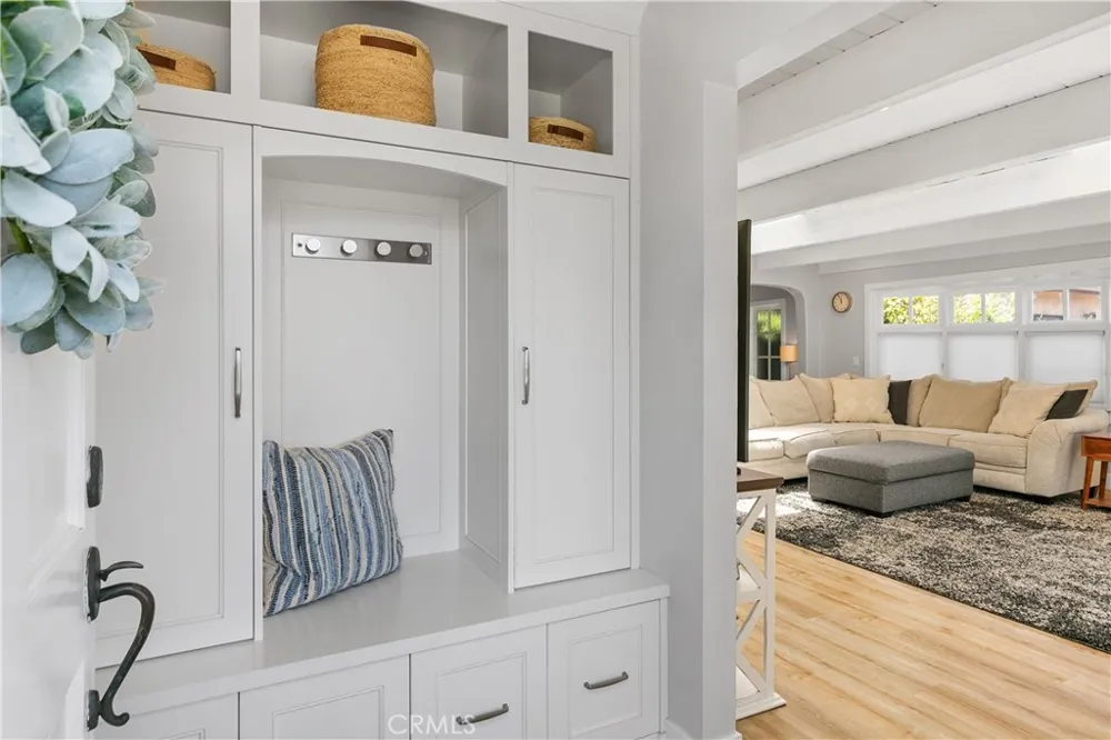 127 West Avenida De Los Lobos Marinos San Clemente, CA 92672