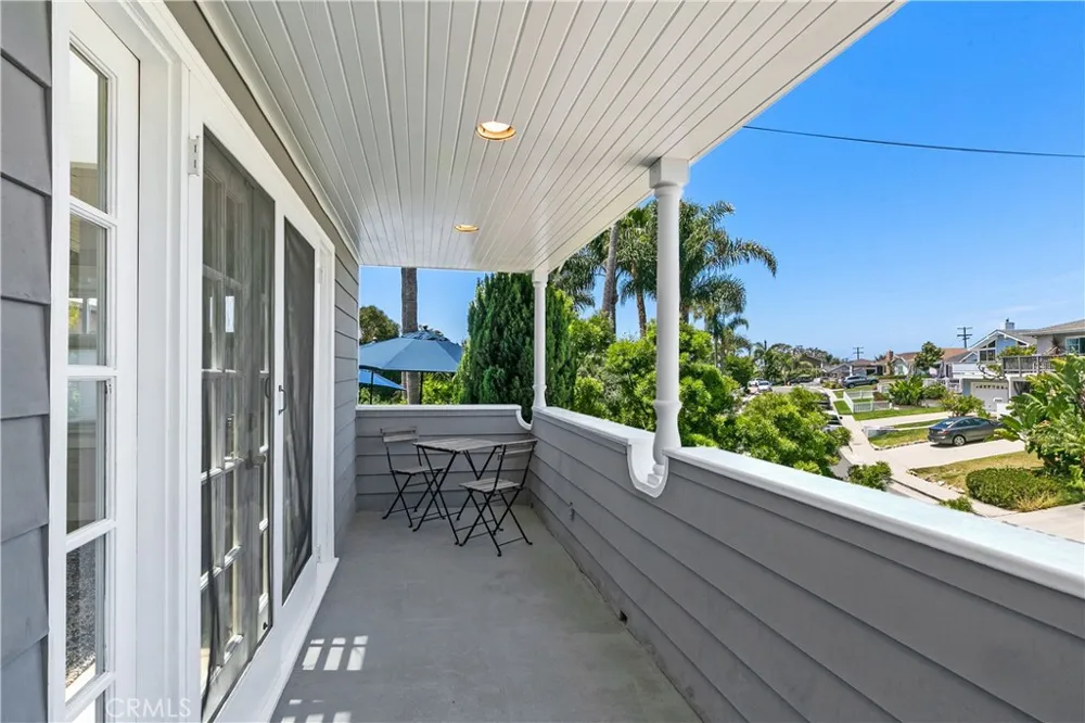 127 West Avenida De Los Lobos Marinos San Clemente, CA 92672