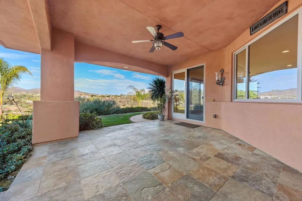 17429 Rancho Del Rio Rancho Santa Fe, CA 92067