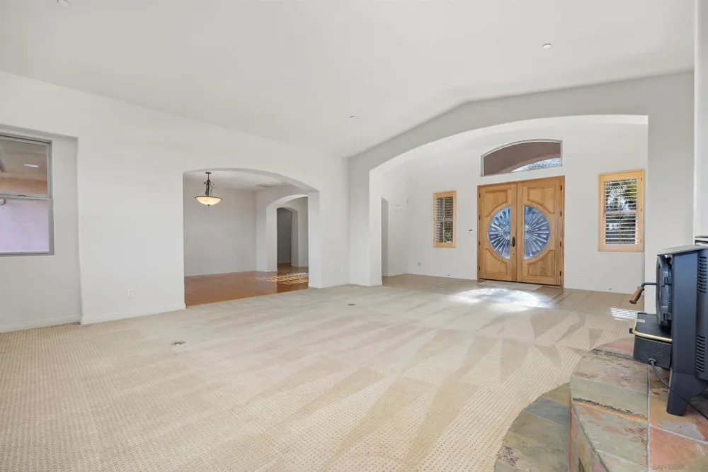 17429 Rancho Del Rio Rancho Santa Fe, CA 92067