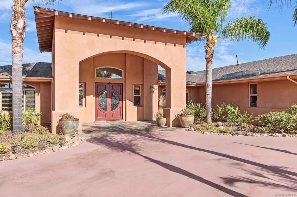 17429 Rancho Del Rio Rancho Santa Fe, CA 92067
