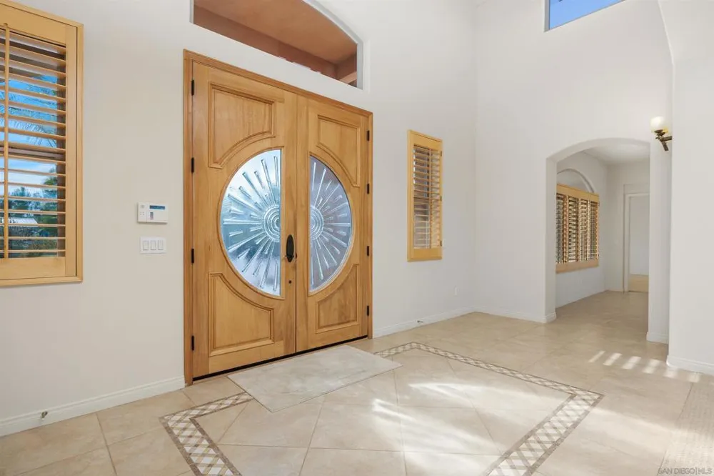 17429 Rancho Del Rio Rancho Santa Fe, CA 92067