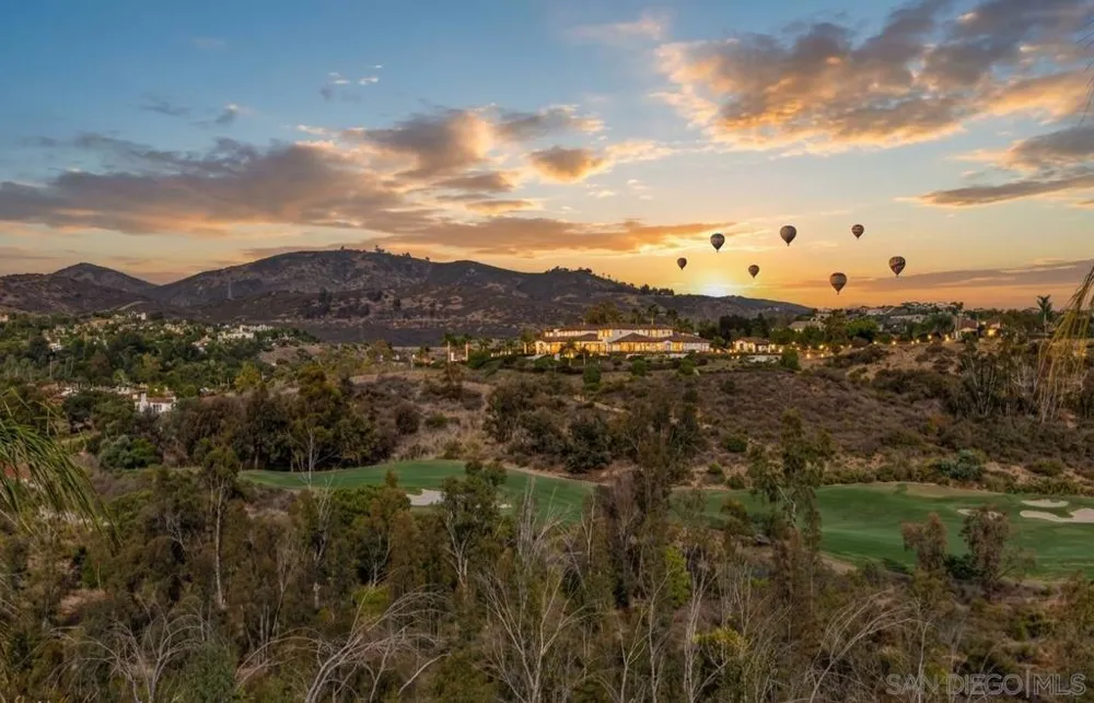 17429 Rancho Del Rio Rancho Santa Fe, CA 92067