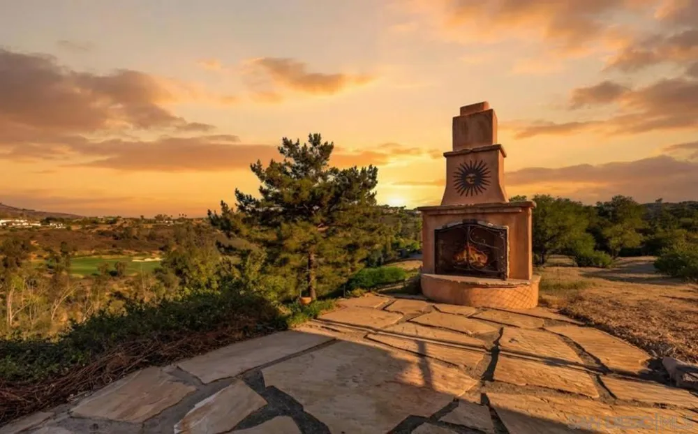 17429 Rancho Del Rio Rancho Santa Fe, CA 92067
