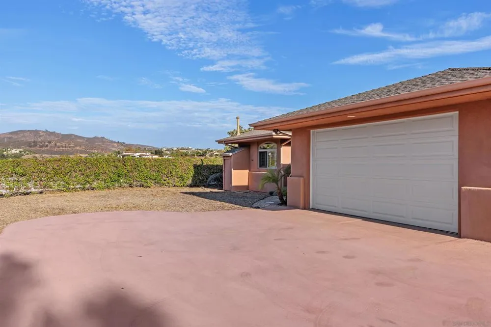 17429 Rancho Del Rio Rancho Santa Fe, CA 92067