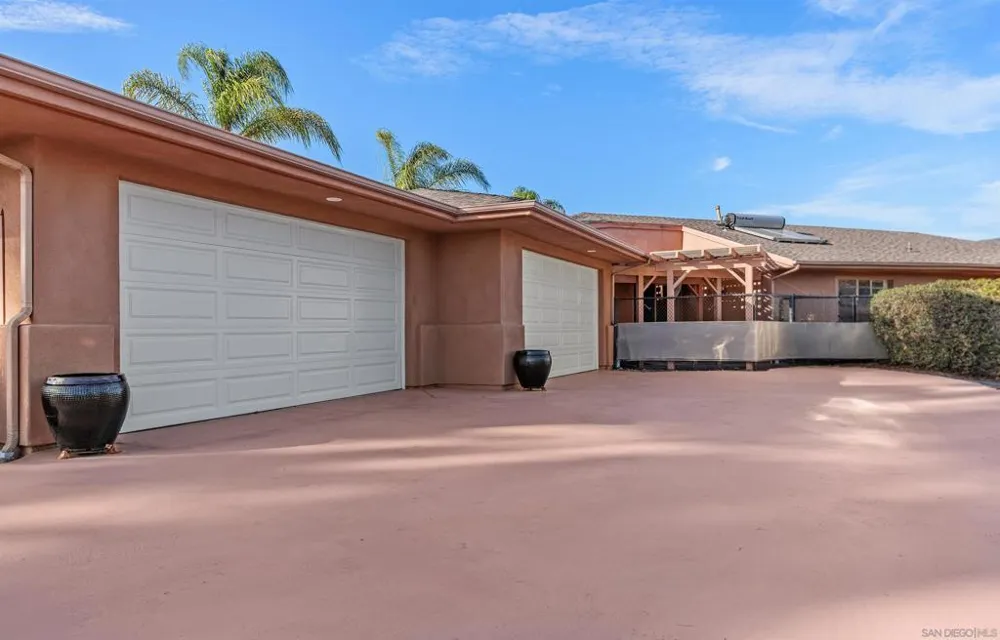 17429 Rancho Del Rio Rancho Santa Fe, CA 92067