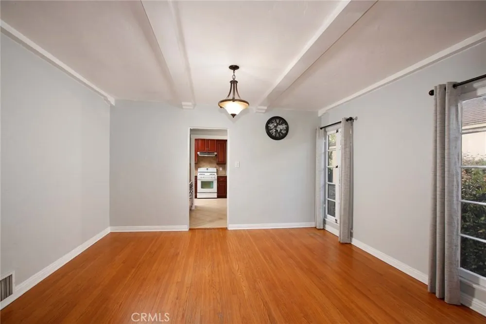 822 Monterey Glendale, CA 91206