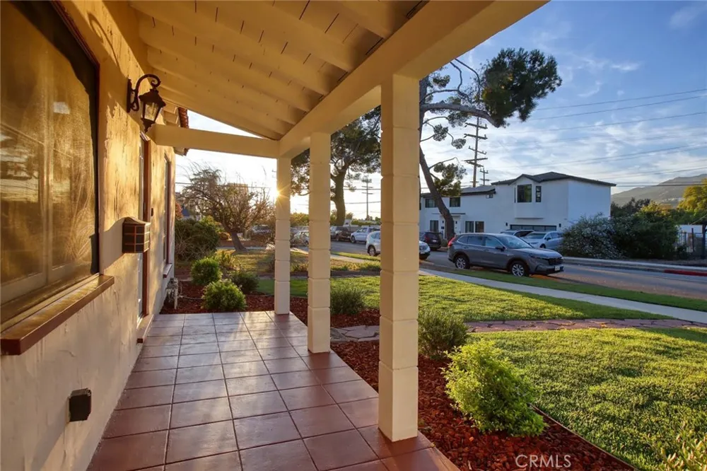 822 Monterey Glendale, CA 91206